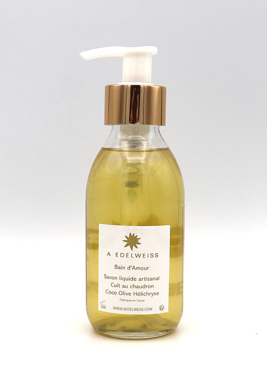 Bain d’Amour : savon liquide artisanal d'hélichryse, huile d'olive, noix de coco, tea tree. Un bain d'amour aux parfums authentiques