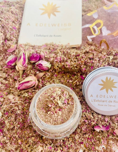 L’exfoliant de rose de Damas bio