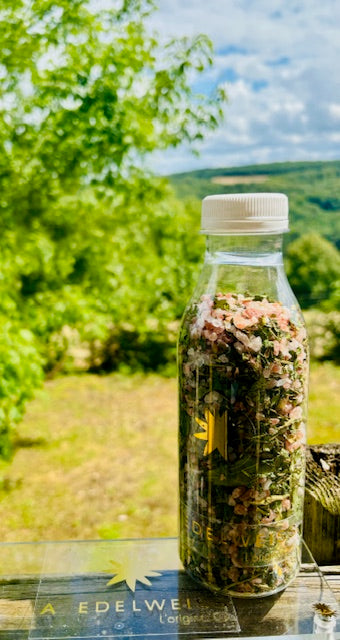 Gros Sel Rose de L'Himalaya aux Feuilles de Cassis de Nuits-Saint-Georges
